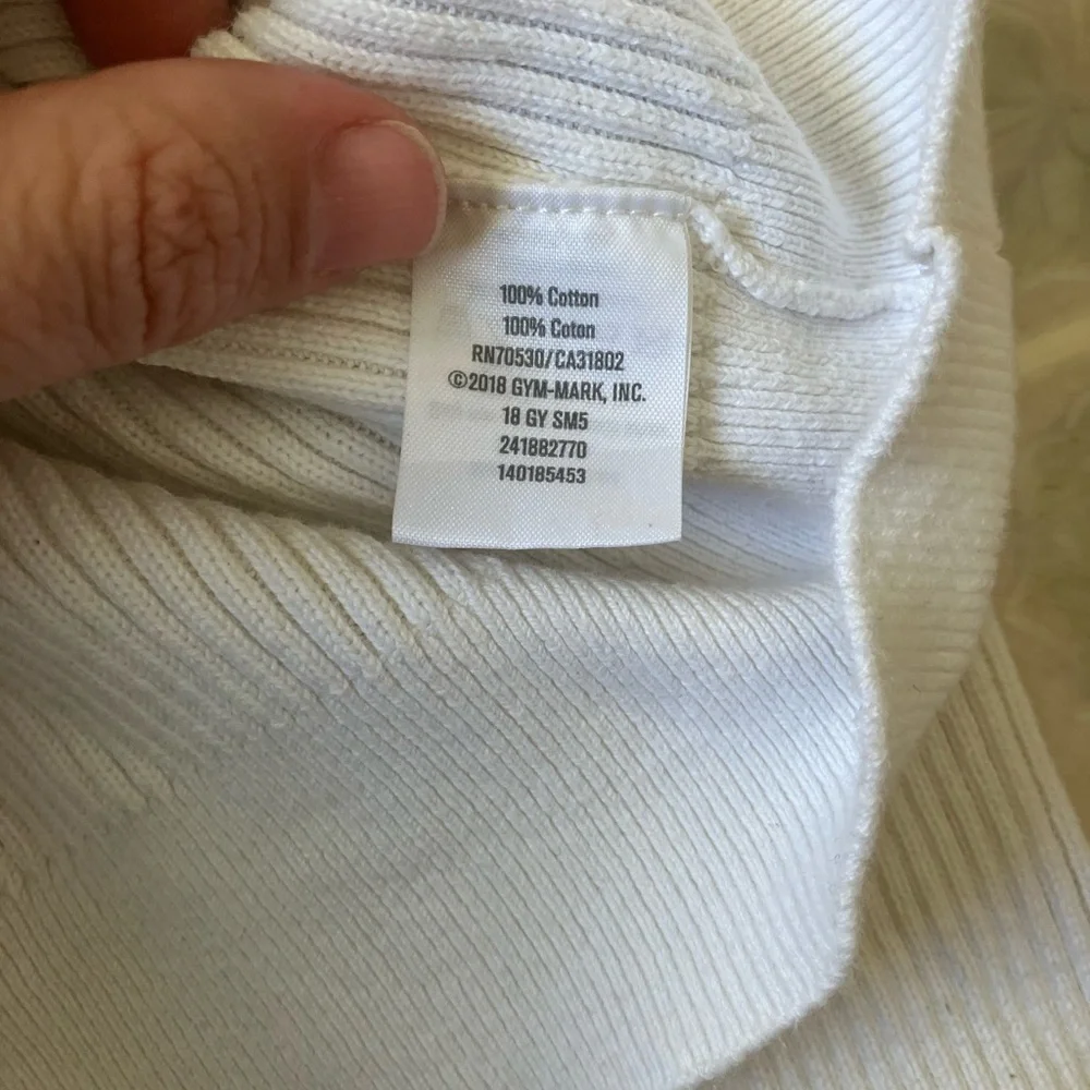 Gymboree White Ribbed Girl's Cardigan size 7/8‎